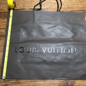 Louis Vuitton Paper Shopping Bag Approx 13 x 16 x 6